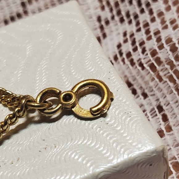 Vintage 1970s MONET Gold Plate Perfume Bottle Necklace Pendant Charm - Picture 9 of 9